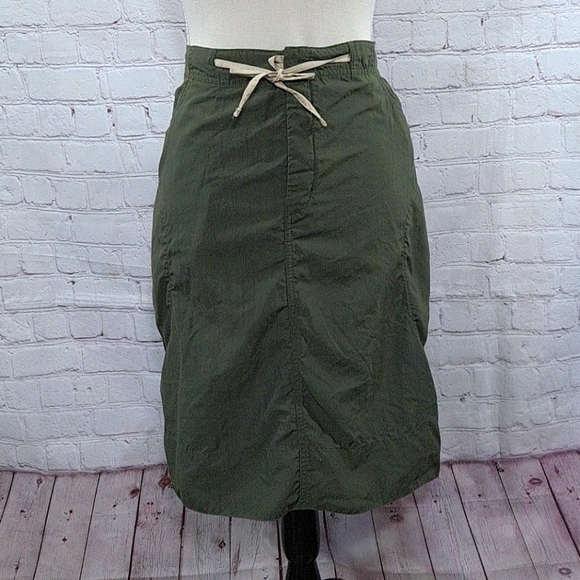 Mountain Hardwear Green Arroyo Side Cinch Skirt - Picture 1 of 9